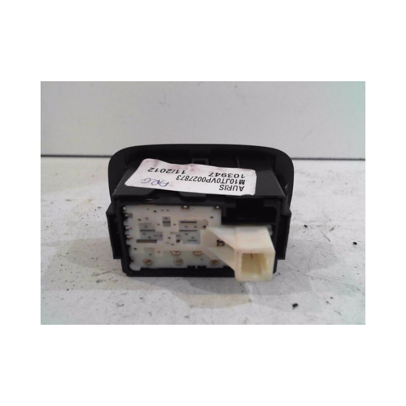 COMMANDE LEVE-GLACE PORTE ARG TOYOTA AURIS
