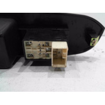 COMMANDE LEVE-GLACE PORTE AVD HYUNDAI TRAJET