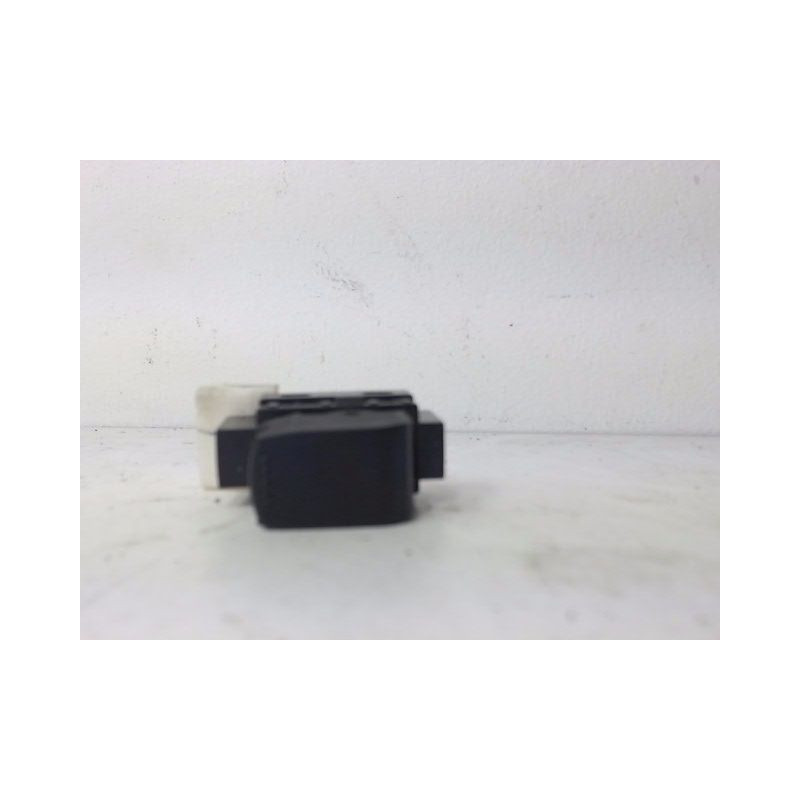 COMMANDE LEVE-GLACE PORTE AVD NISSAN PIXO