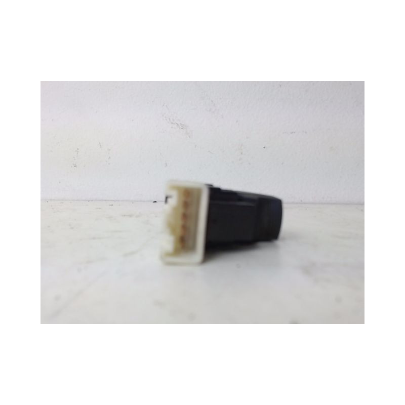 COMMANDE LEVE-GLACE PORTE AVD NISSAN PIXO