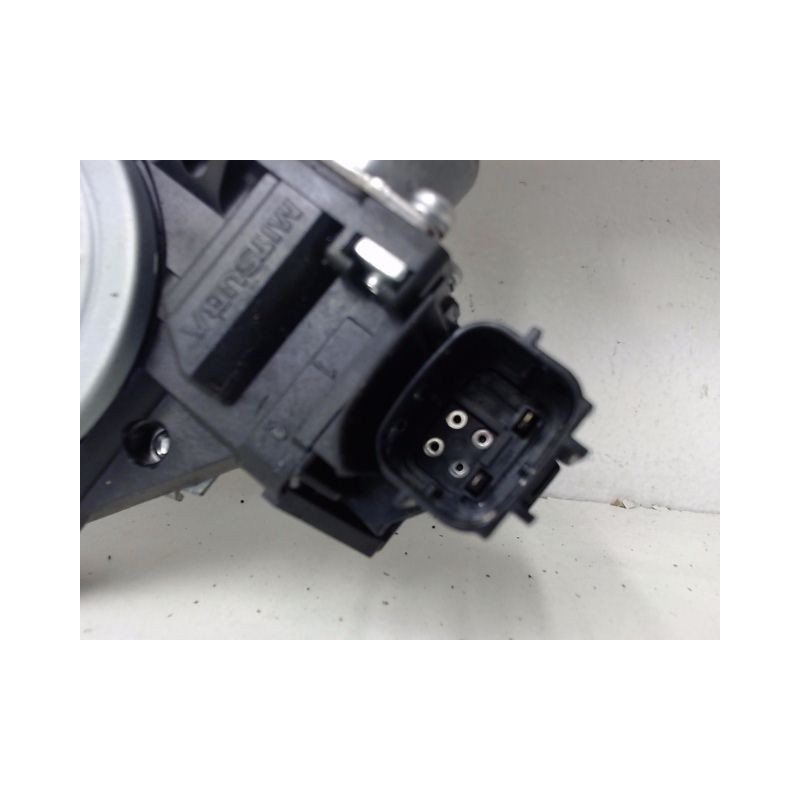 MECANISME+MOTEUR LEVE-GLACE ARRIERE DROIT NISSAN JUKE