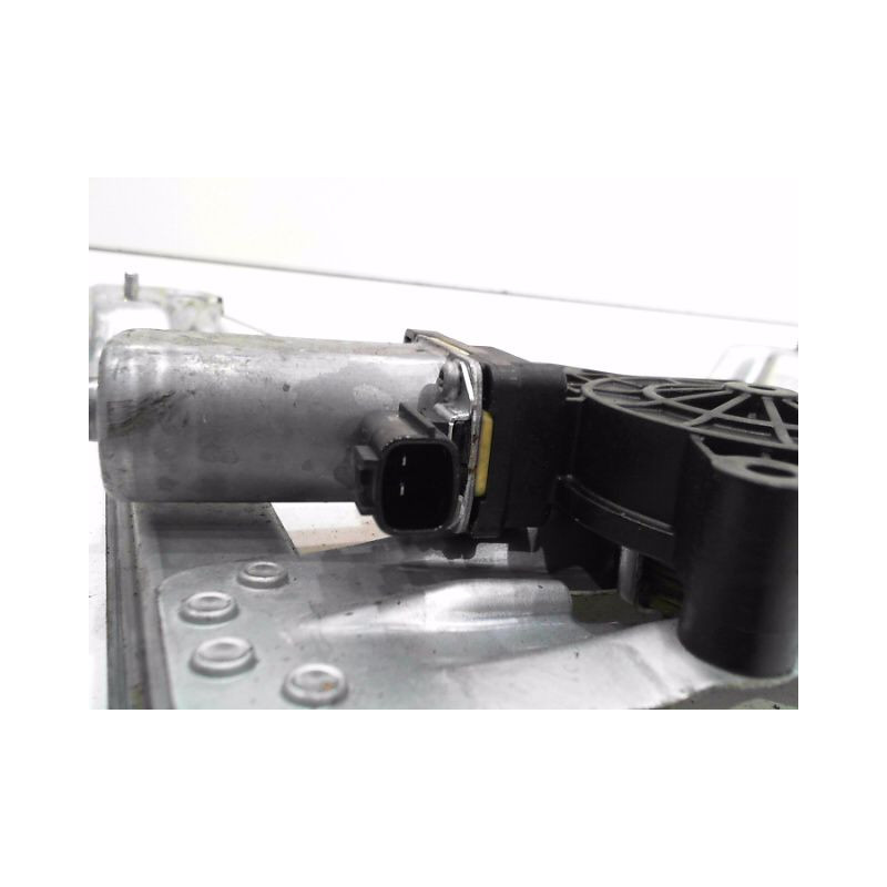 MECANISME+MOTEUR LEVE-GLACE AVANT GAUCHE DACIA LOGAN