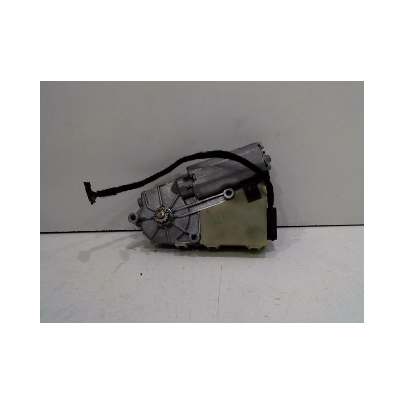 MOTEUR TOIT OUVRANT SKODA FABIA