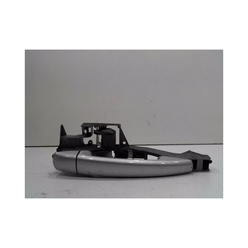 POIGNEE EXTERIEURE PORTE AVANT DROIT PEUGEOT 208