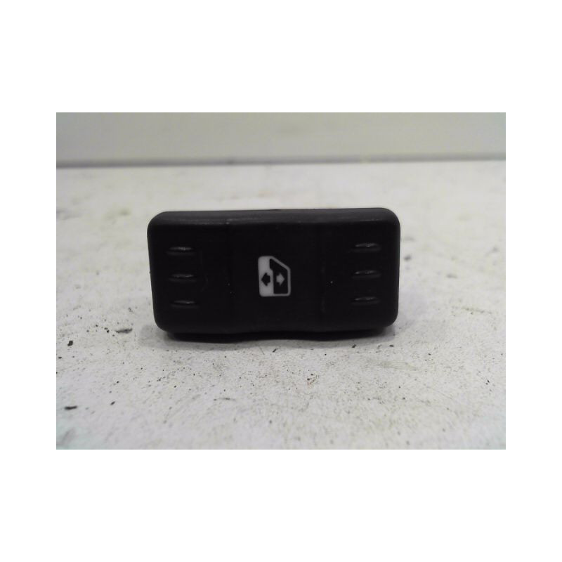 COMMANDE LEVE-GLACE PORTE AVG DACIA LOGAN 4 P 05-08