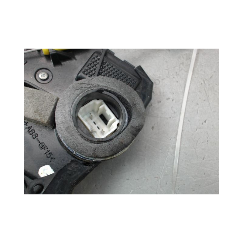 SYSTEME CONDAMNATION AVANT DROIT TOYOTA COROLLA VERSO II Phase 1 2004-2007