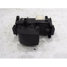 COMMANDE LEVE-GLACE PORTE AVD TOYOTA YARIS
