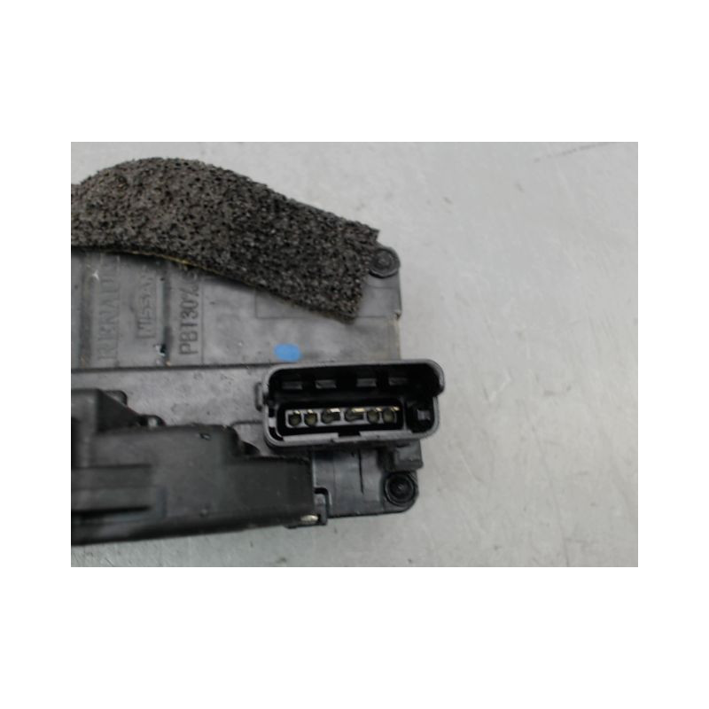 SYSTEME CONDAMNATION AVANT GAUCHE NISSAN JUKE Phase 1 2010-...