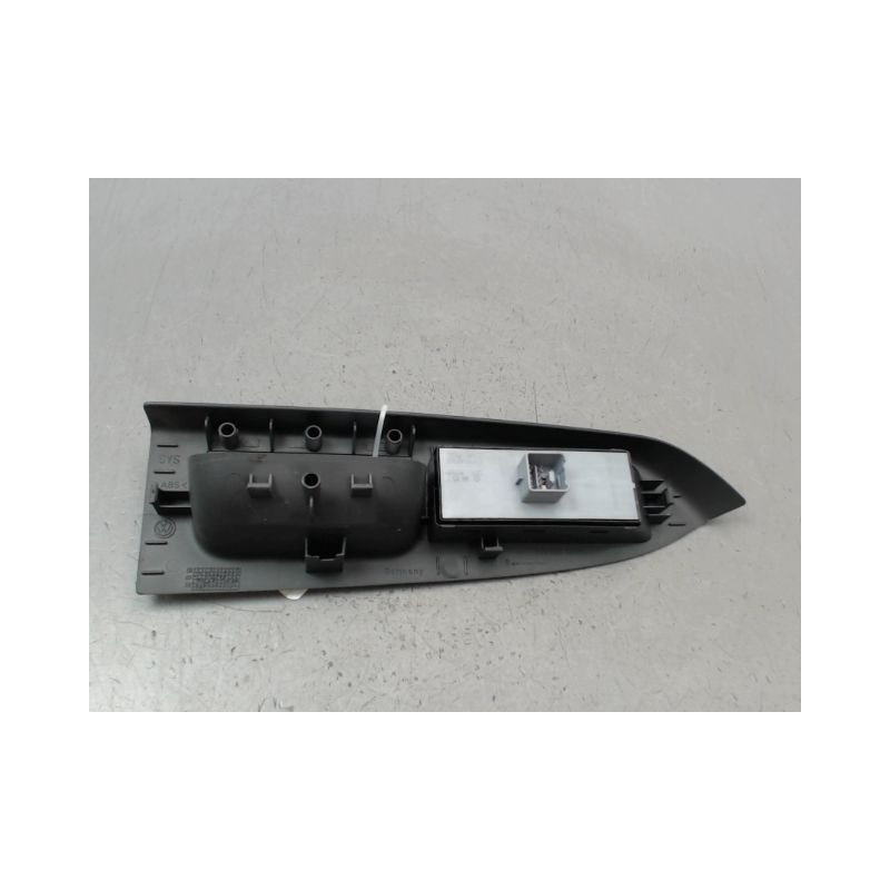 COMMANDE LEVE-GLACE PORTE AVG VOLKSWAGEN TOURAN MONOSP. I Phase 2 (1T) 2006-2010