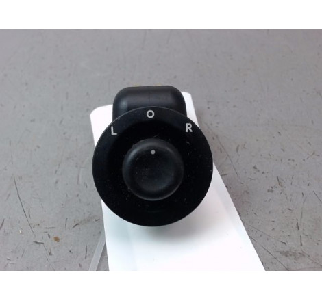 COMMANDE RETROVISSEUR EXT ELECTRIQUE