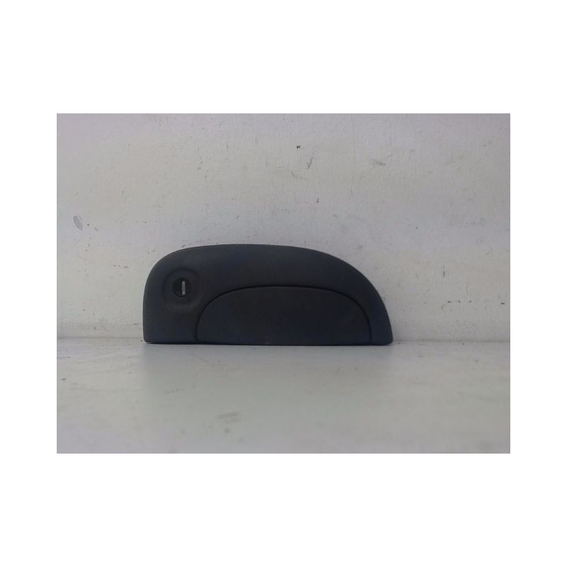 POIGNEE EXTERIEURE PORTE AVANT DROIT RENAULT KANGOO