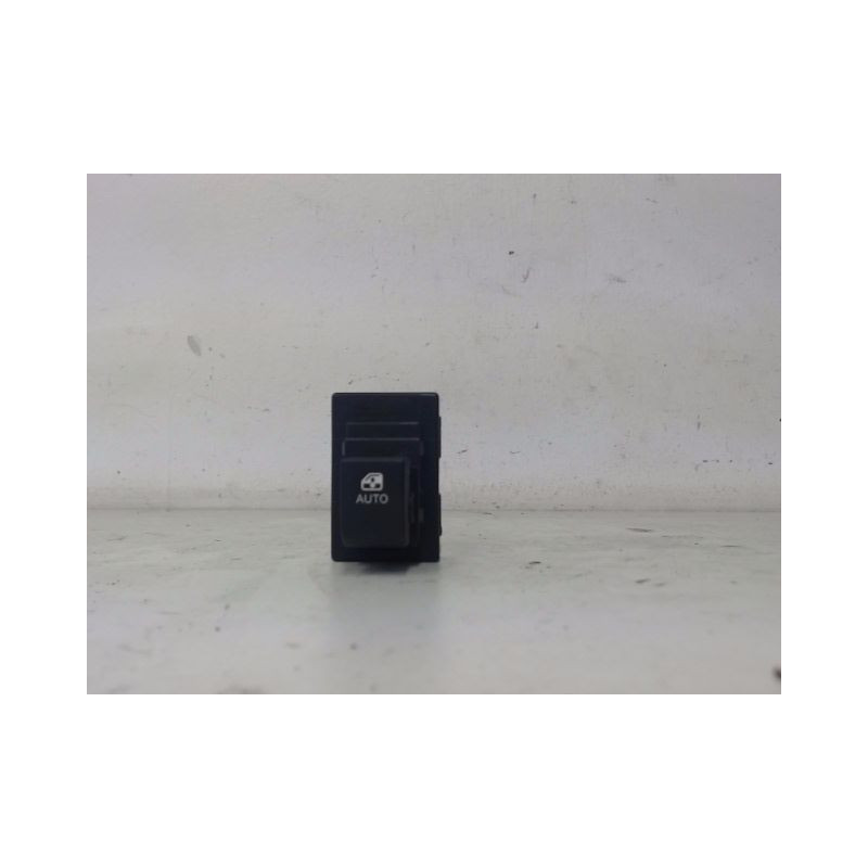 COMMANDE LEVE-GLACE PORTE ARD KIA CEE-D