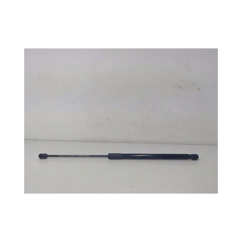 VERIN DROIT HAYON DACIA SANDERO 2008-