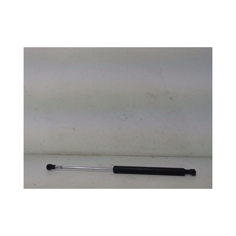VERIN DROIT HAYON RENAULT CLIO