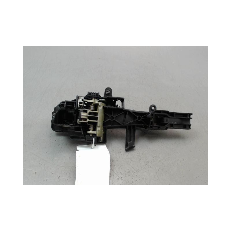 POIGNEE EXTERIEURE PORTE AVANT DROIT BMW SERIE 1 I (E81) 2007-2011