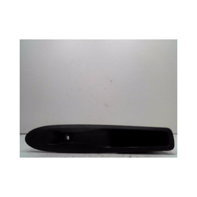 COMMANDE LEVE-GLACE PORTE AVD CITROEN DS3