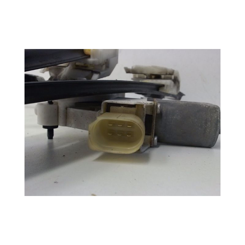 MECANISME+MOTEUR LEVE-GLACE AVANT GAUCHE B.M.W. SERIE 3