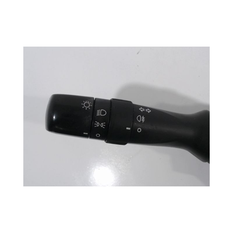 COMMANDE CLIGNOTANT TOYOTA YARIS II 2010-