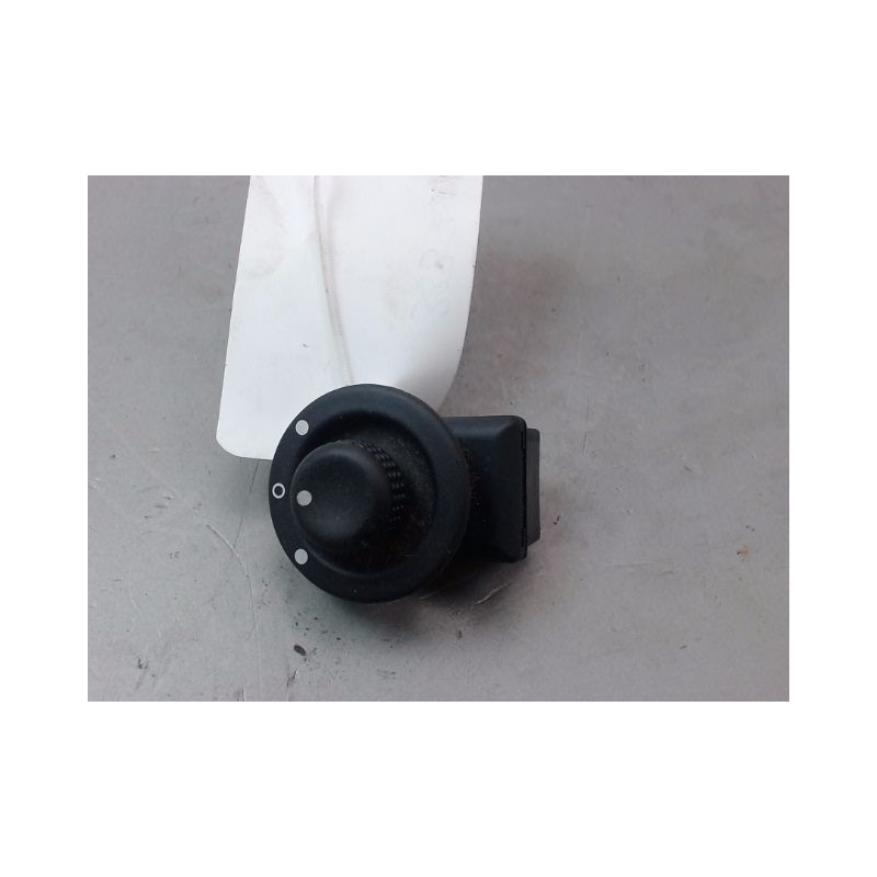 COMMANDE RETROVISSEUR EXTERIEUR ELECTRIQUE RENAULT CLIO II Phase 2 2001-2006