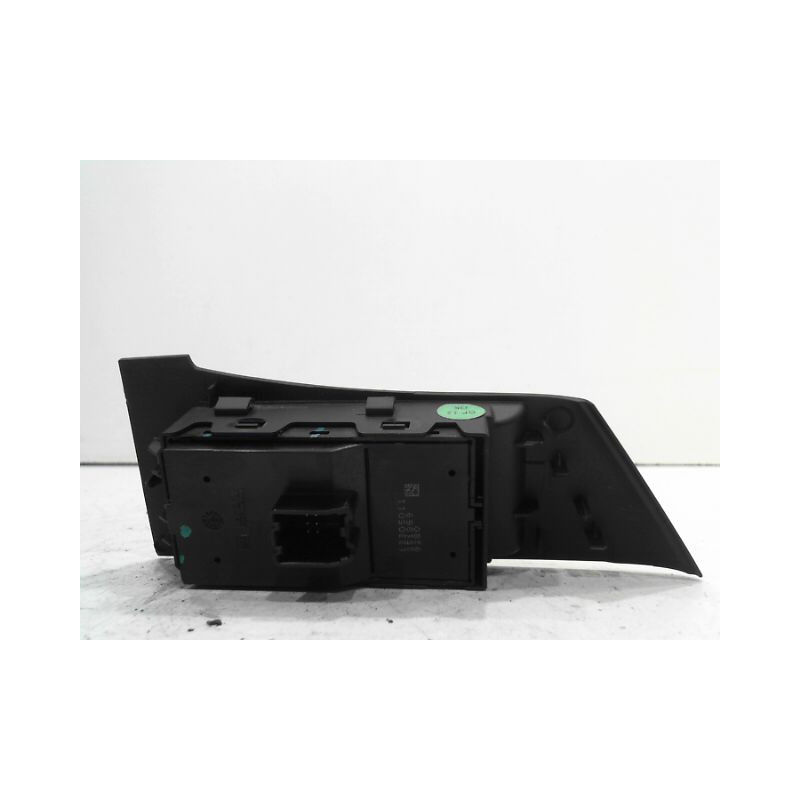 COMMANDE LEVE-GLACE PORTE AVG OPEL ASTRA