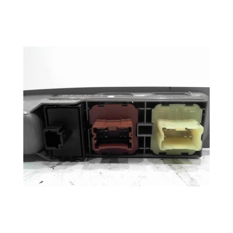 COMMANDE LEVE-GLACE PORTE AVG RENAULT ZOE