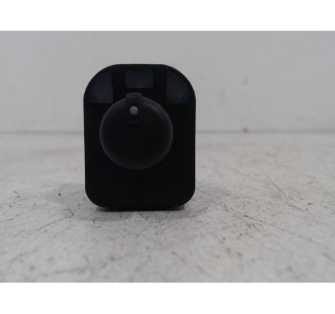 COMMANDE RETROVISSEUR EXT ELECTRIQUE