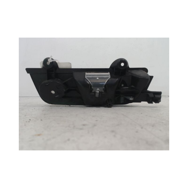 POIGNEE INTERIEURE PORTE ARRIERE GAUCHE AUDI A4 AVANT 04-08