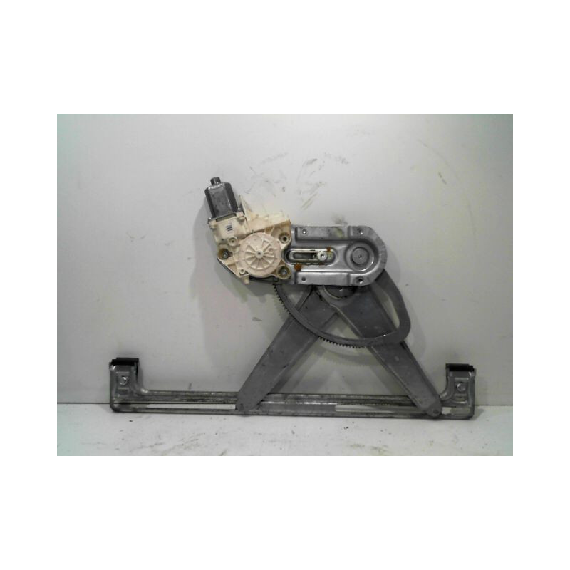 MECANISME+MOTEUR LEVE-GLACE AVANT DROIT FORD FOCUS 2008-