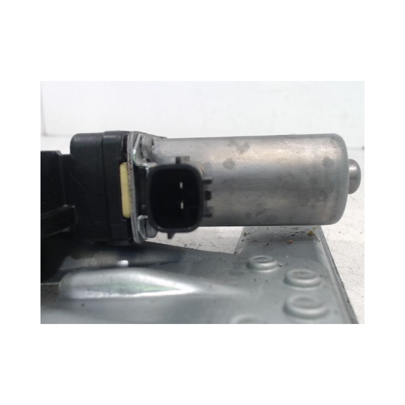 MECANISME+MOTEUR LEVE-GLACE AVANT DROIT DACIA LOGAN