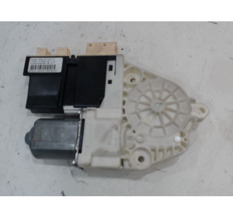 MODULE DE LEVE-GLACE AVD