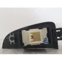 COMMANDE LEVE-GLACE PORTE ARD TOYOTA AVENSIS