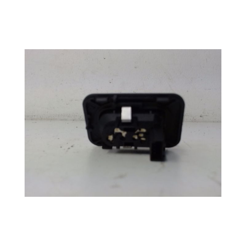 COMMANDE LEVE-GLACE PORTE AVD OPEL CORSA