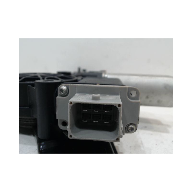 MECANISME+MOTEUR LEVE-GLACE AVANT DROIT FIAT BRAVO