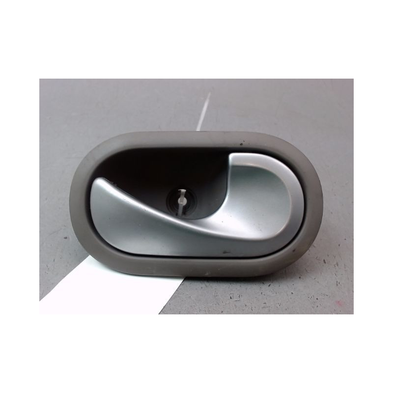 POIGNEE INTERIEURE PORTE AVANT DROIT RENAULT KANGOO BREAK II Phase 1 2008-2013