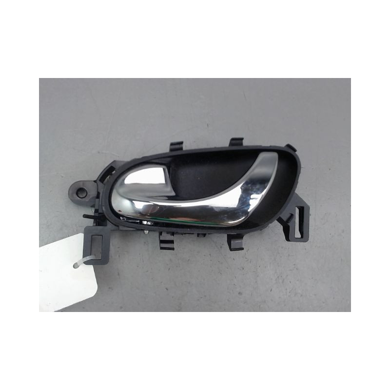 POIGNEE INTERIEURE PORTE ARRIERE GAUCHE NISSAN QASHQAI BREAK II Phase 1 2014-...