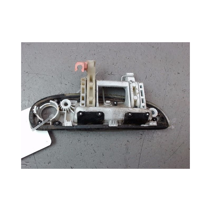POIGNEE EXTERIEURE PORTE AVANT GAUCHE HYUNDAI I 10 I Phase 1 2008-2010