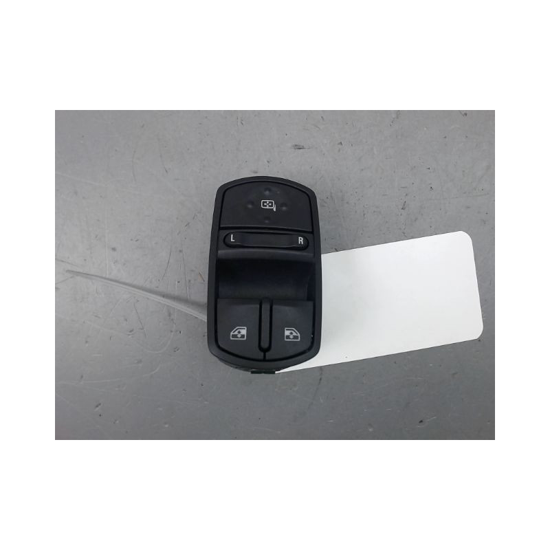 COMMANDE LEVE-GLACE PORTE AVG OPEL CORSA IV Phase 2 (D) 2011-...