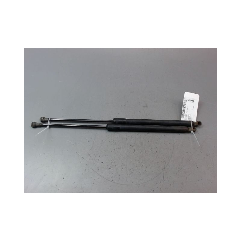 VERIN GAUCHE HAYON AUDI A4 AVANT II Phase 2 2004-2008