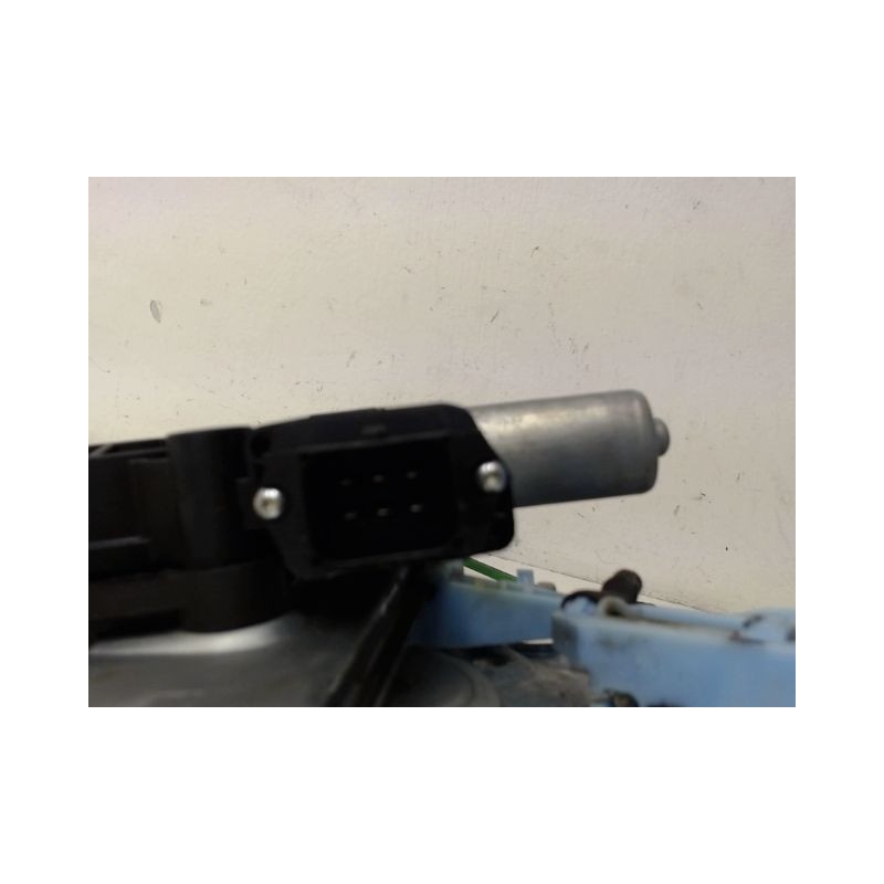 MECANISME+MOTEUR LEVE-GLACE AVANT GAUCHE OPEL CORSA