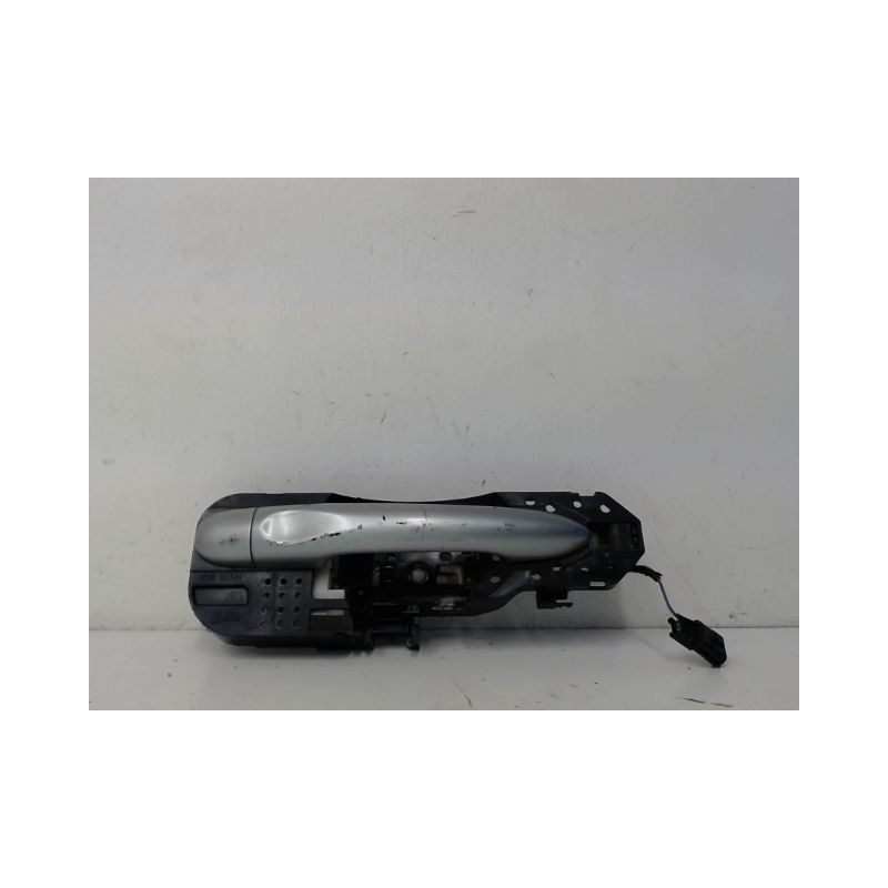 POIGNEE EXTERIEURE PORTE AVANT DROIT RENAULT MEGANE