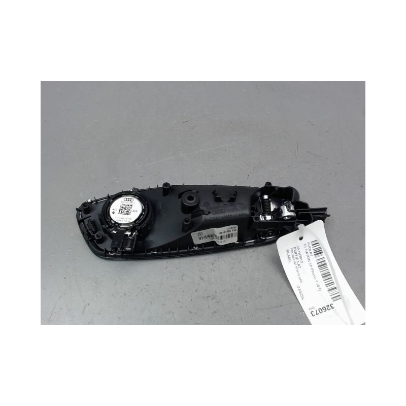 POIGNEE INTERIEURE PORTE ARRIERE GAUCHE AUDI A1 Phase 1 (8X) 2010-2015