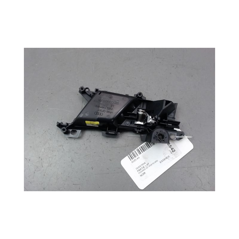 POIGNEE INTERIEURE PORTE ARRIERE GAUCHE AUDI A4