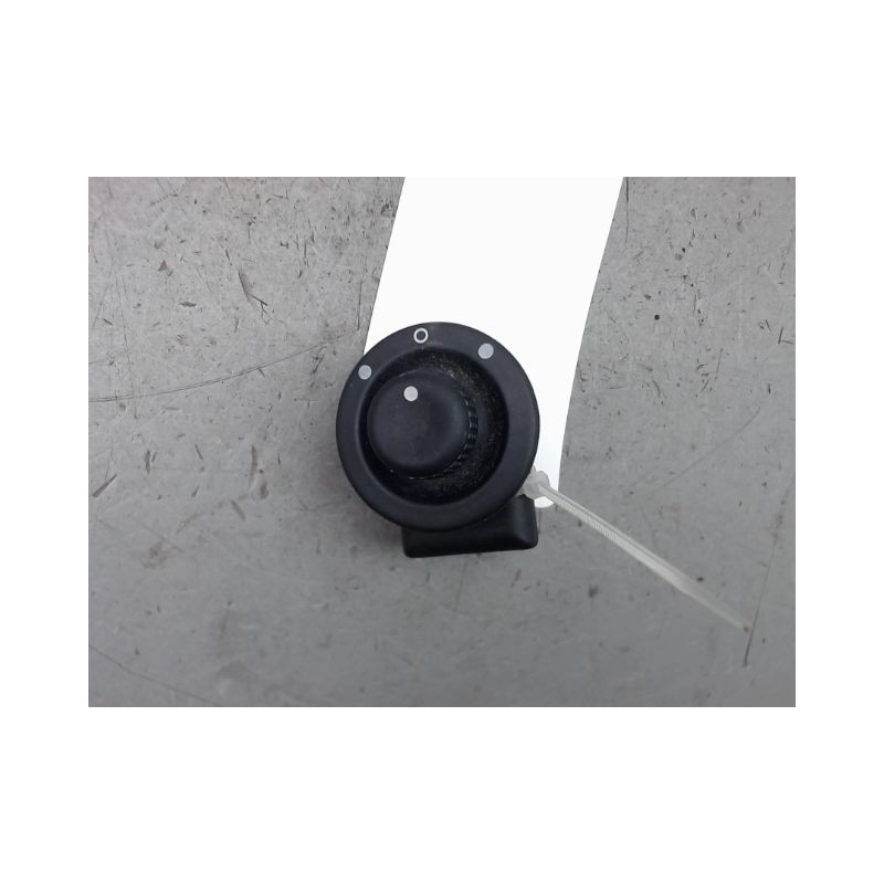 COMMANDE RETROVISSEUR EXTERIEUR ELECTRIQUE RENAULT CLIO II Phase 2 2001-2006