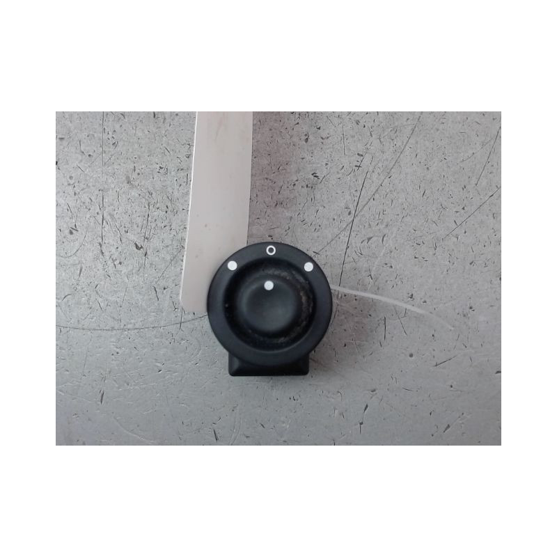 COMMANDE RETROVISSEUR EXTERIEUR ELECTRIQUE RENAULT CLIO II Phase 2 2001-2006