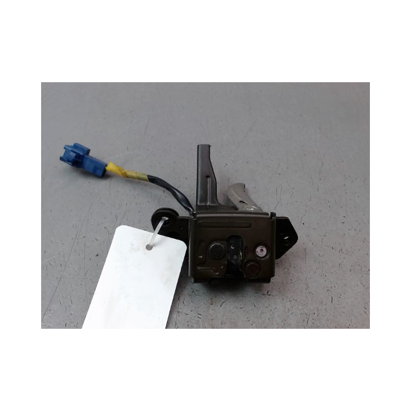 SERRURE HAYON  TOYOTA YARIS II Phase 1 2005-2009