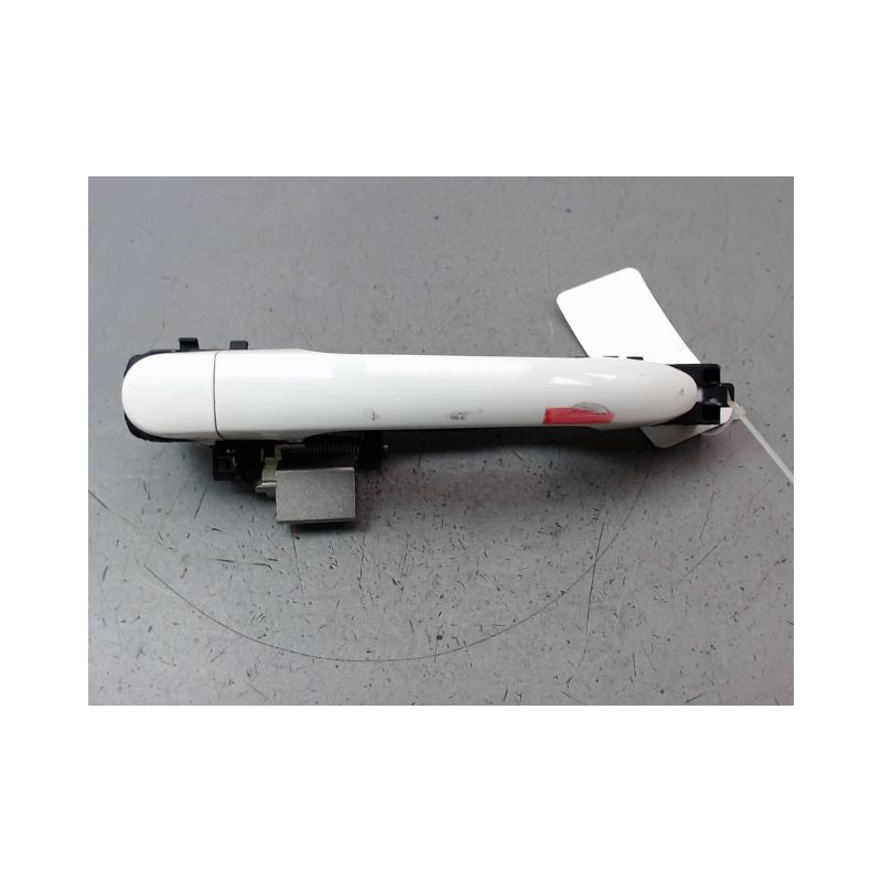 POIGNEE EXTERIEURE PORTE AVANT DROIT FORD KA II 2008-...