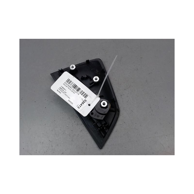 POIGNEE EXTERIEURE PORTE ARRIERE DROIT ALFA ROMEO GUILIETTA 2010-