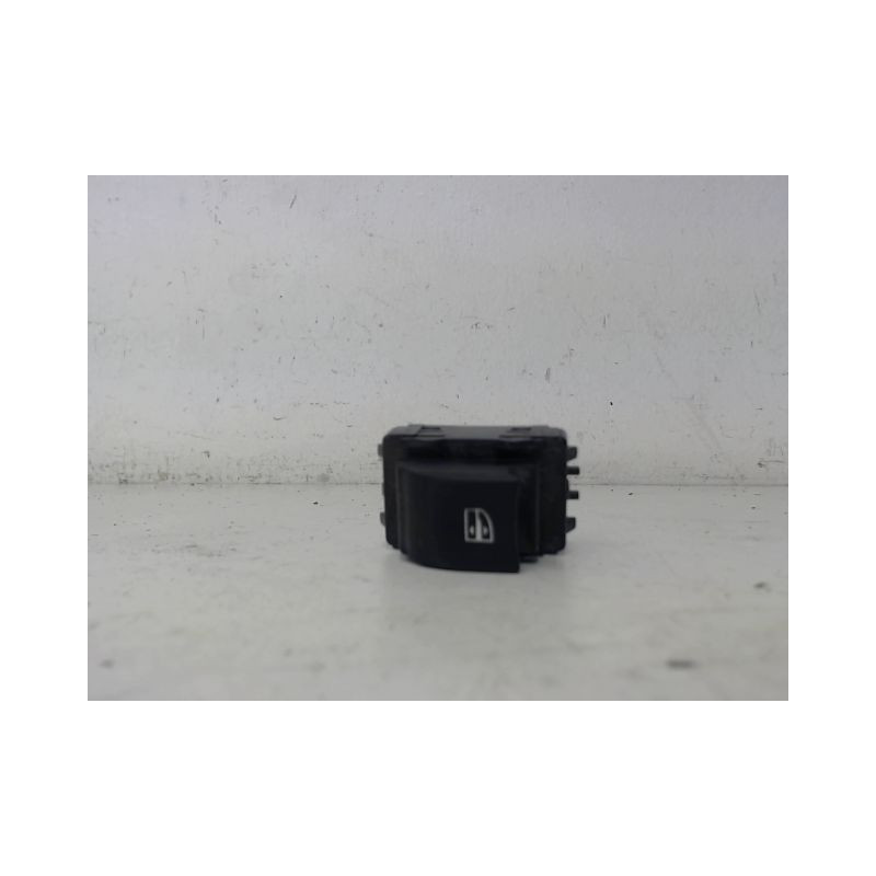 COMMANDE LEVE-GLACE PORTE AVD RENAULT MEGANE