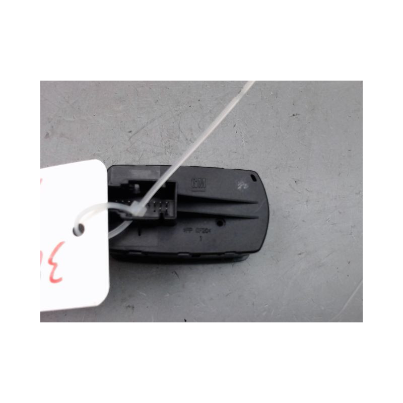 COMMANDE LEVE-GLACE PORTE AVG OPEL CORSA IV Phase 1 (D) 2006-2010