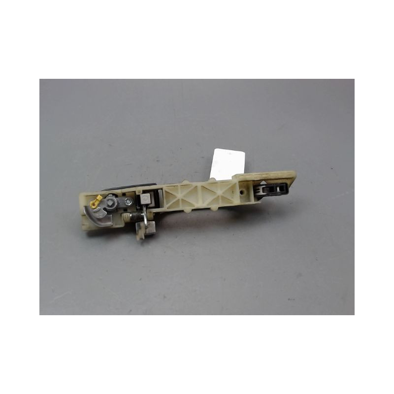 POIGNEE EXTERIEURE PORTE AVANT DROIT HYUNDAI TUCSON BREAK I 2004-2010